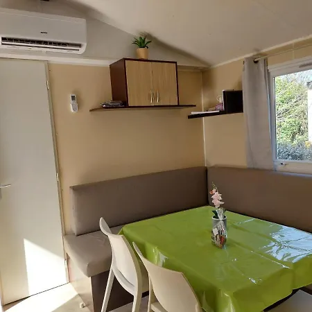 Mobil Confort 6 Personnes Climatise Au Pied Du Luberon